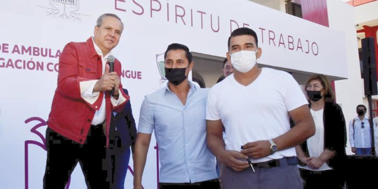 Asigna Gerardo Vargas Landeros ambulancias de SUMMA y equipo de fumigación a sindicaturas.