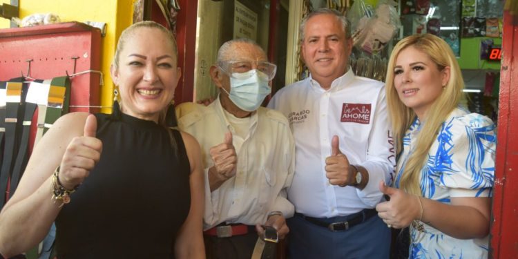 “Van a tener mucho apoyo durante mi gestión de gobierno”: Gerardo Vargas Landeros a locatarios del Mercado Popular.