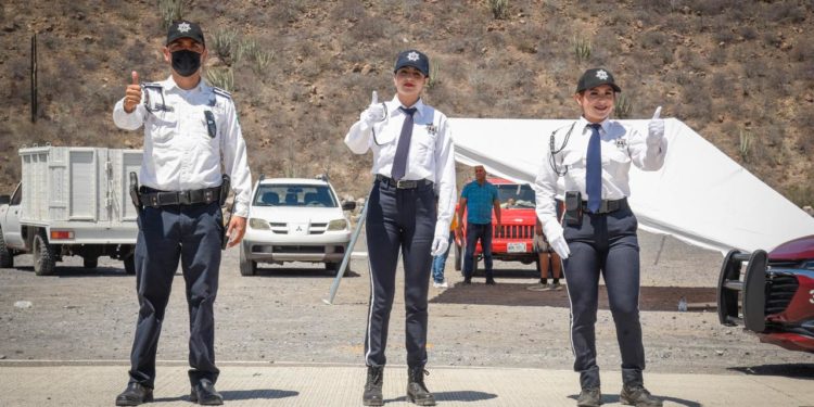 Auxiliares viales se dicen orgullosas de ser parte de esta agrupación en Ahome.