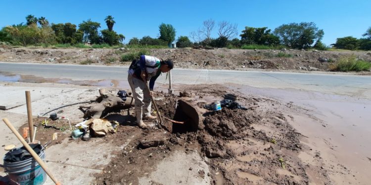 Cancela JAPAMA toma clandestina en el Fraccionamiento Los Naranjos
